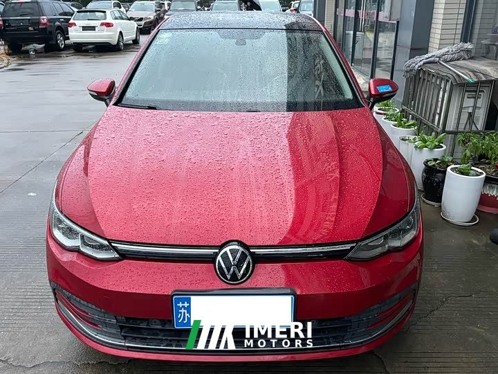Volkswagen Golf 280TSI DSG Pro - ავტომობილი ჩინეთიდან