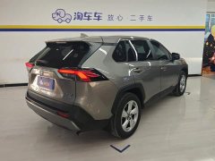 Toyota RAV4 2.0L CVT AWD Fashion Plus Edition - ფოტო 3
