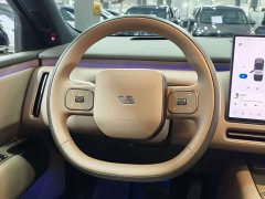 Li Auto L9 Livis - ფოტო 11