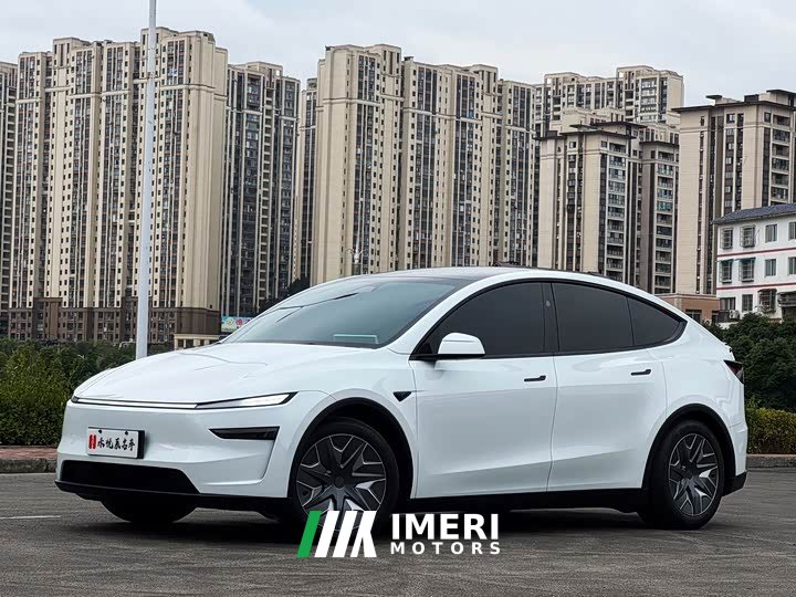 Tesla Model Y L Long Range All-Wheel Drive - ავტომობილი ჩინეთიდან