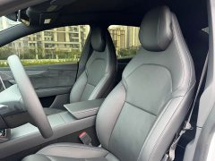 Tesla Model Y L Long Range All-Wheel Drive - ფოტო 5