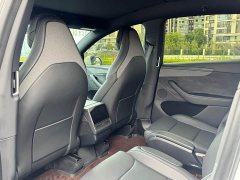 Tesla Model Y L Long Range All-Wheel Drive - ფოტო 6