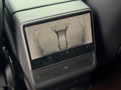 Tesla Model Y L Long Range All-Wheel Drive - ფოტო 8