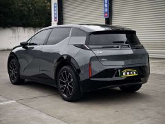 Zeekr X Four-Seat Rear-Drive Rubik's Cube Edition - ფოტო 6