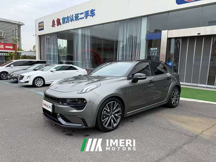 Lynk & Co 02 Hatchback 2.0T Diesel Pro