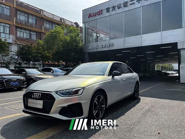 Audi A4L 40 TFSI Luxury Dynamic - ავტომობილი ჩინეთიდან