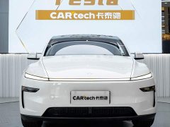 Tesla Model Y Rear-Wheel Drive - ფოტო 2