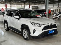 Toyota RAV4 2.0L CVT FWD Urban Edition - ფოტო 3