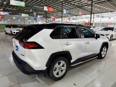 Toyota RAV4 2.0L CVT FWD Urban Edition - ფოტო 4
