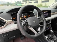 Volkswagen Touareg 300TSI Two-Wheel Drive Moonlight Edition - ფოტო 11
