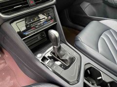 Volkswagen Touareg 300TSI Two-Wheel Drive Moonlight Edition - ფოტო 15
