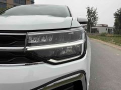 Volkswagen Touareg 300TSI Two-Wheel Drive Moonlight Edition - ფოტო 19