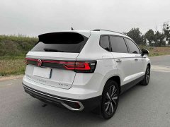 Volkswagen Touareg 300TSI Two-Wheel Drive Moonlight Edition - ფოტო 4