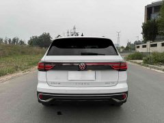 Volkswagen Touareg 300TSI Two-Wheel Drive Moonlight Edition - ფოტო 6