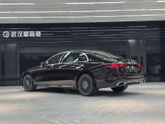 Mercedes-Benz E-Class E 300 L Luxury Sport - ფოტო 4