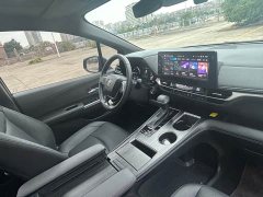 Toyota Sienna 2.5L Hybrid AWD Premium - ფოტო 10