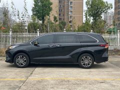 Toyota Sienna 2.5L Hybrid AWD Premium - ფოტო 3