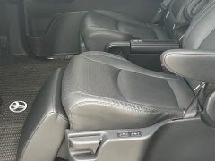 Toyota Sienna 2.5L Hybrid AWD Premium - ფოტო 8