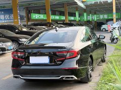 Honda Accord 260TURBO Phantom Night Premium Edition - ფოტო 12