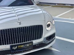 Bentley Flying Spur 4.0T V8 Elegance Edition - ფოტო 4