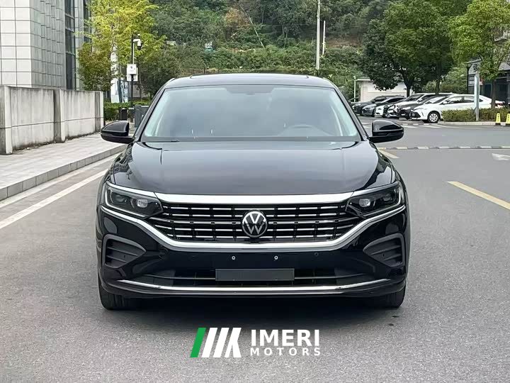 Volkswagen Passat 380TSI Elite - ავტომობილი ჩინეთიდან