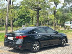 Nissan Teana 2.0L XL Comfort - ფოტო 9