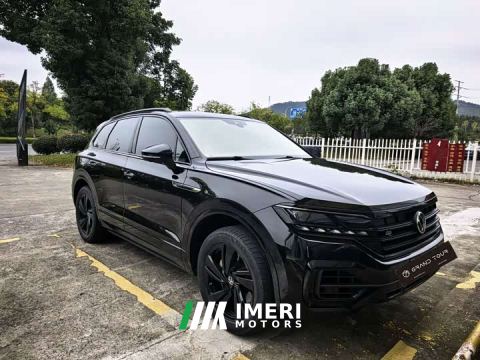2024 Volkswagen Touareg 3.0TSI Sharp Enjoyment Edition Jet Black Sport Package