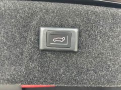 BMW 3 Series 320Li M Sport Package - ფოტო 20
