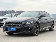 Volkswagen Passat Outstanding Edition 330TSI Elite - ფოტო 1