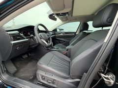 Volkswagen Passat Outstanding Edition 330TSI Elite - ფოტო 7
