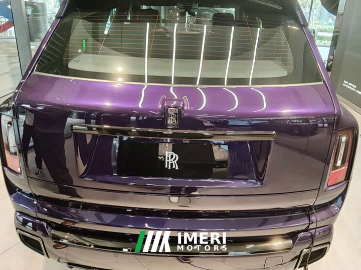 Rolls-Royce Cullinan Four-Seat Edition - ავტომობილი ჩინეთიდან