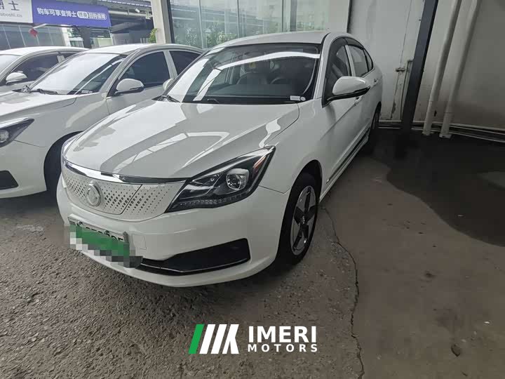 Dongfeng Fengshen E70 500 Super Comfort Edition