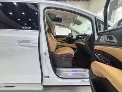 Denza D9 DM-i 980 Four-Wheel Drive Flagship - ფოტო 13