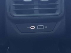 Volkswagen Lingdu L 280TSI DSG Dazzling Red Edition - ფოტო 11