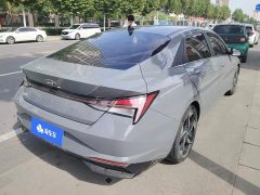 Hyundai Elantra 1.5L CVT Luxury - ფოტო 3