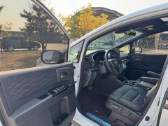 Honda Elysion 2.0L e:HEV Luxury Black Jazz Edition - ფოტო 11