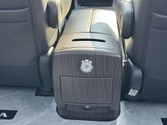 Honda Elysion 2.0L e:HEV Luxury Black Jazz Edition - ფოტო 12