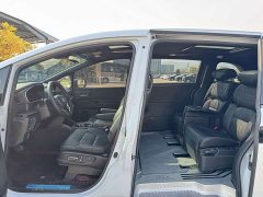 Honda Elysion 2.0L e:HEV Luxury Black Jazz Edition - ფოტო 19