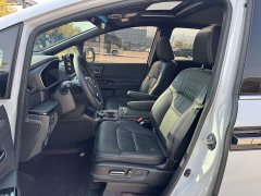Honda Elysion 2.0L e:HEV Luxury Black Jazz Edition - ფოტო 9
