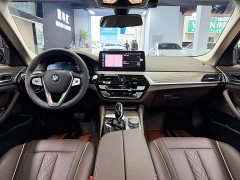 BMW 5 Series New Energy 535Le Luxury Package - ფოტო 6