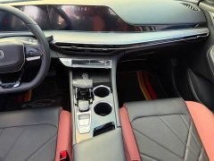 Changan Eado PLUS Blue Whale NE 1.4T GDI DCT Luxury Edition - ფოტო 11