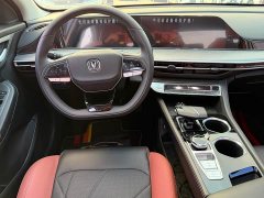Changan Eado PLUS Blue Whale NE 1.4T GDI DCT Luxury Edition - ფოტო 8