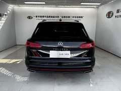 Volkswagen Touareg 3.0TSI Sharp Enjoyment Edition Jet Black Sport Package - ფოტო 6