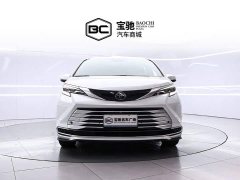 Toyota Sienna 2.5L Hybrid Platinum Edition - ფოტო 2