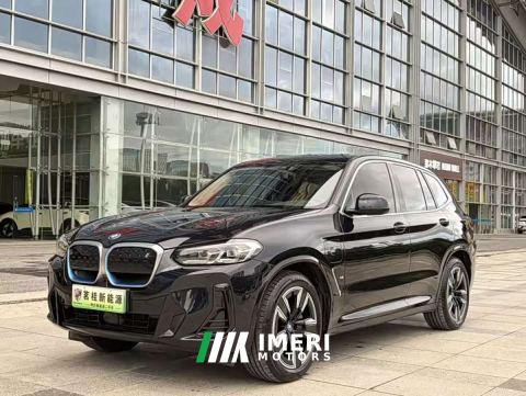2022 BMW iX3 Leading Edition