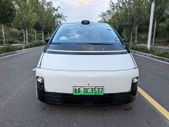 Li Auto MEGA Ultra Smart Refresh Edition - ფოტო 2