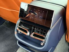 Bentley Flying Spur 4.0T V8 Elegance Edition - ფოტო 17