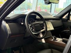 Land Rover Range Rover 3.0 L6 400PS Genesis Extended Wheelbase - ფოტო 7