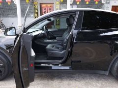 Tesla Model Y Rear-Wheel Drive - photo 18