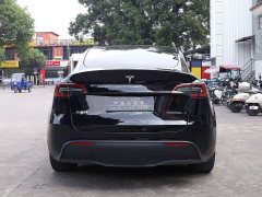 Tesla Model Y Rear-Wheel Drive - photo 9